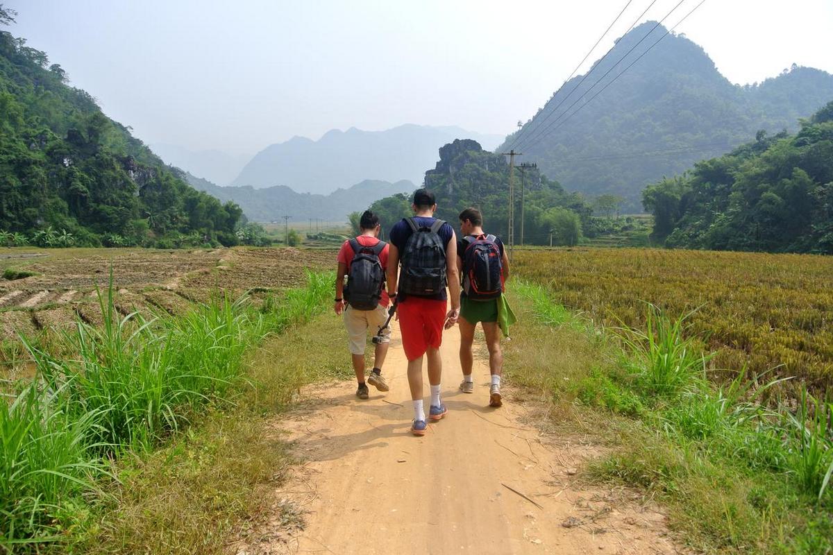 Pu Luong Short Trek (B/L/D) Photo 2