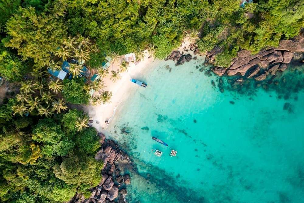 Thrilling Phu Quoc Tour – Speedboat & Cable Car Photo 1
