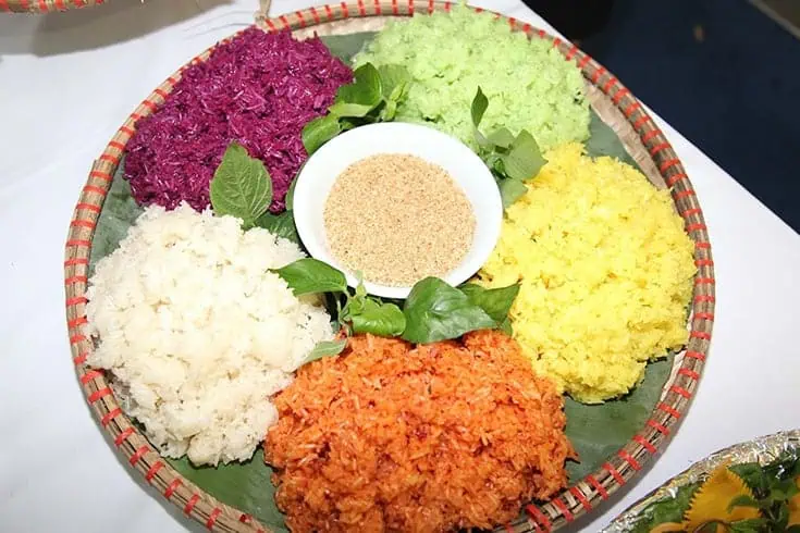 Xôi Ngũ Sắc (Five-colour sticky rice)
