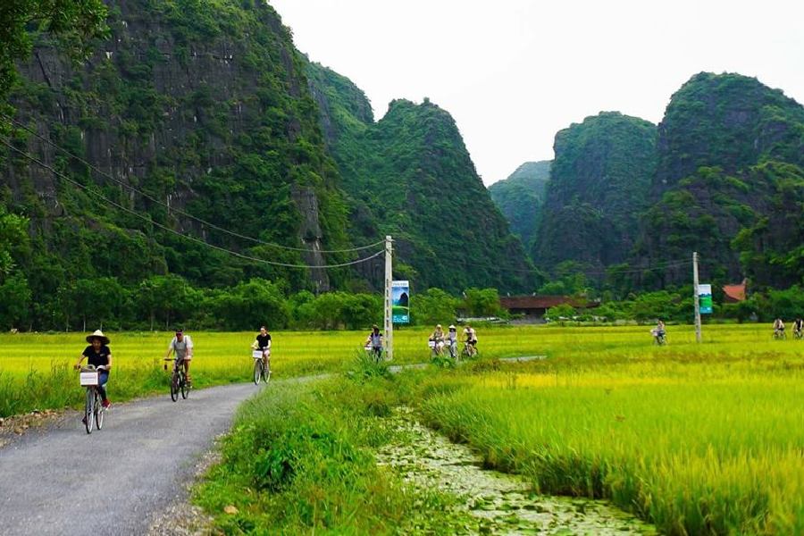 Cycling Through Tam Coc