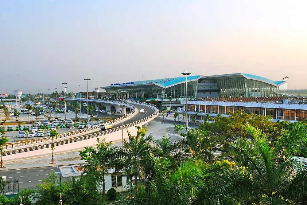 Da Nang International Airport with this complete guide